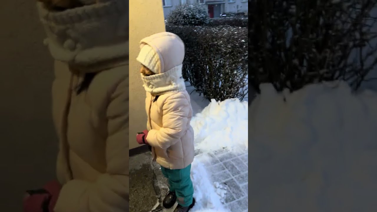 Let’s go to School 7.30 a.m.    පාන්දරින් ඉස්කෝලෙට Snowy Day
