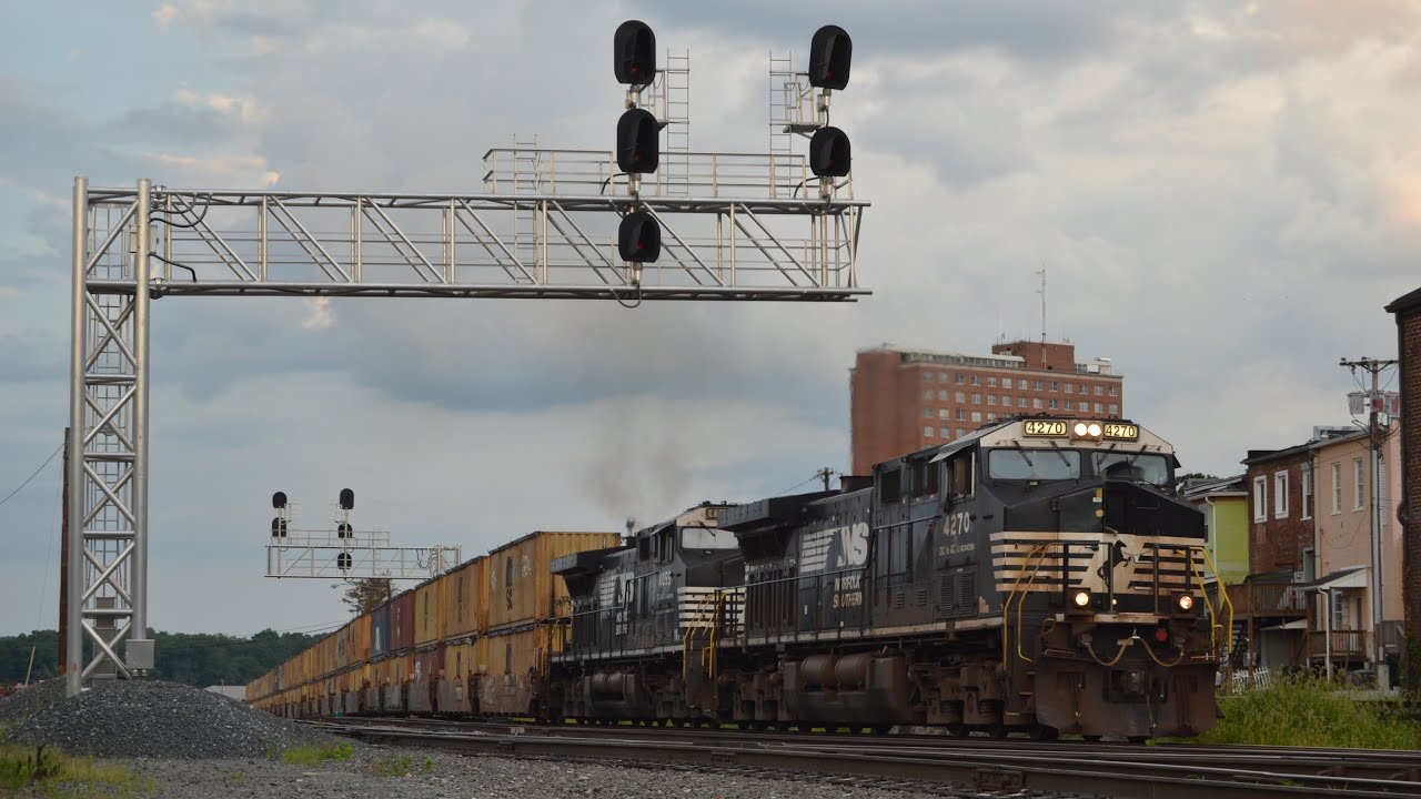 NS 11Z Radford, VA with 1073 as mid train DPU! 7-26-25