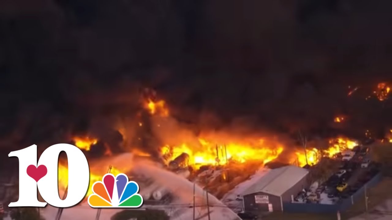 At least 7 dead, 11 injured in Louisville cargo plane crash