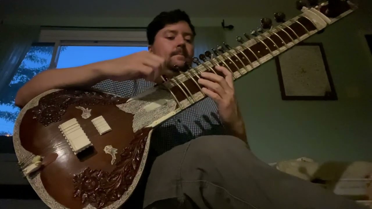Iranian Music on Indian Sitar : Microtonal Experiment (Homayoon by Farhang Sharif)