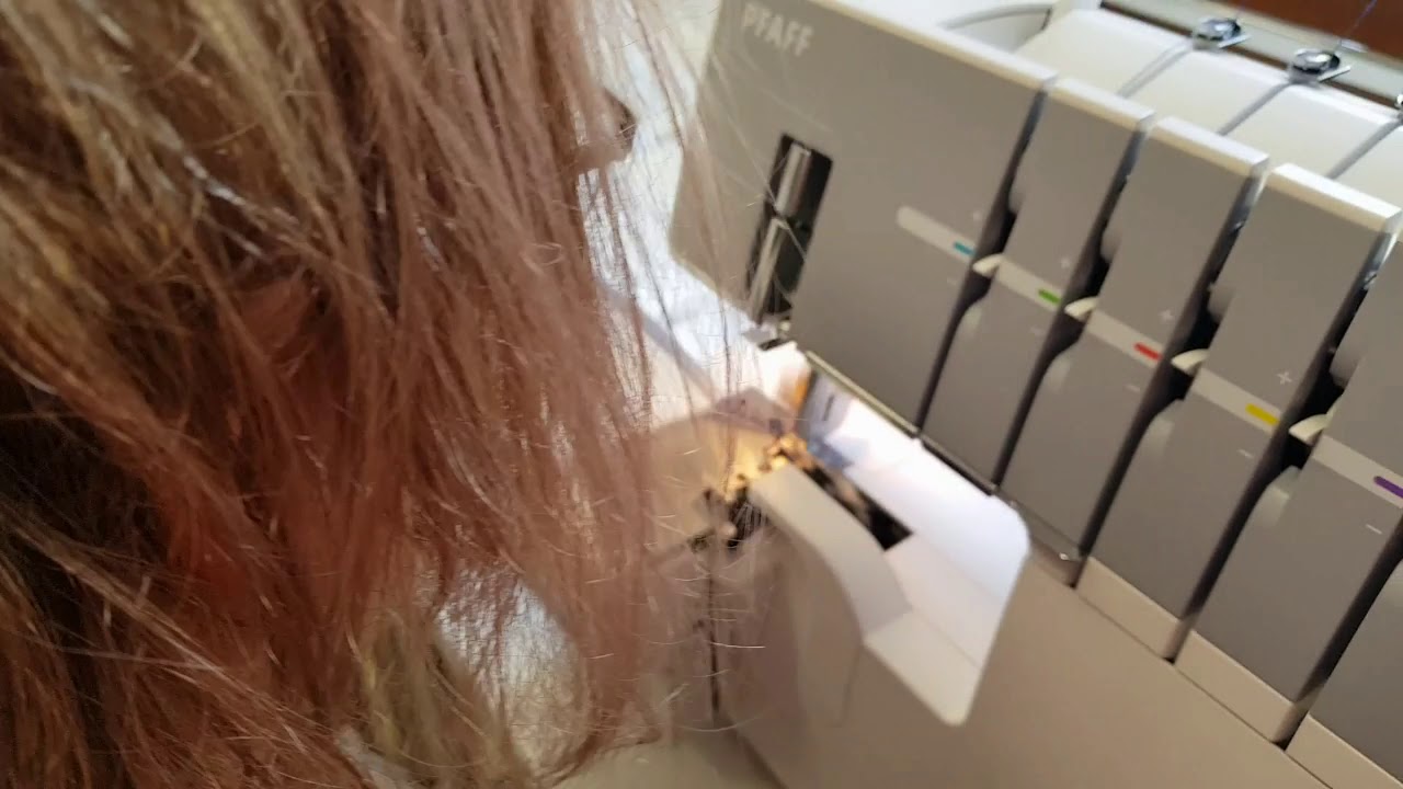 Pfaff coverlock 3.0