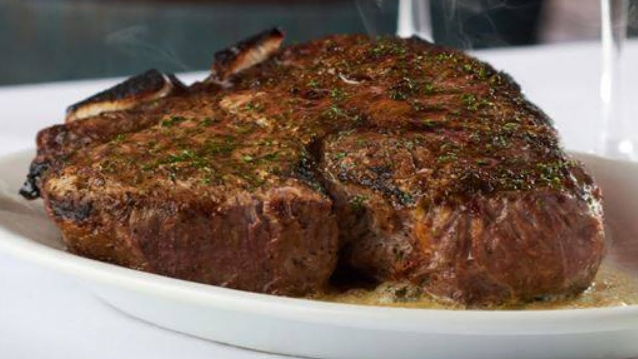 Here's The Truth About Ruth's Chris Steak House
