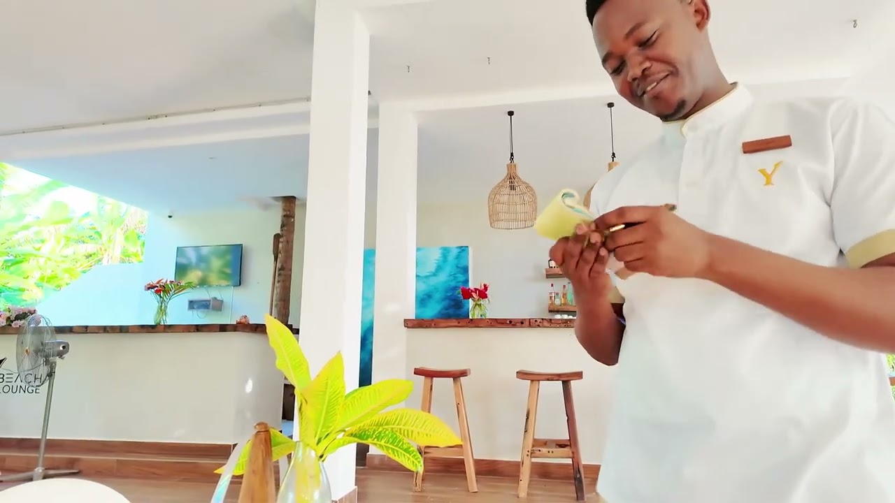 First Vlog: Zanzibar Diaries for My Friend’s Birthday !