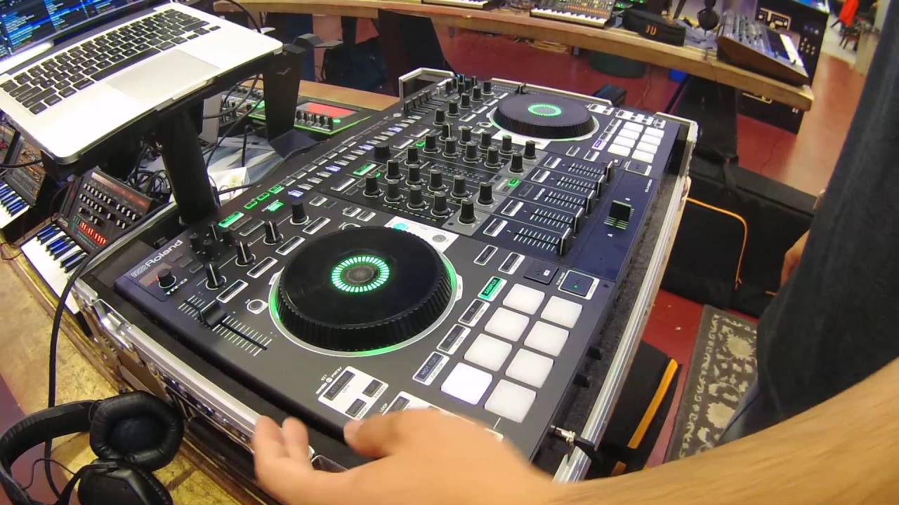 First Look at Roland DJ-808 with Daniel Lee at 909 Celebration