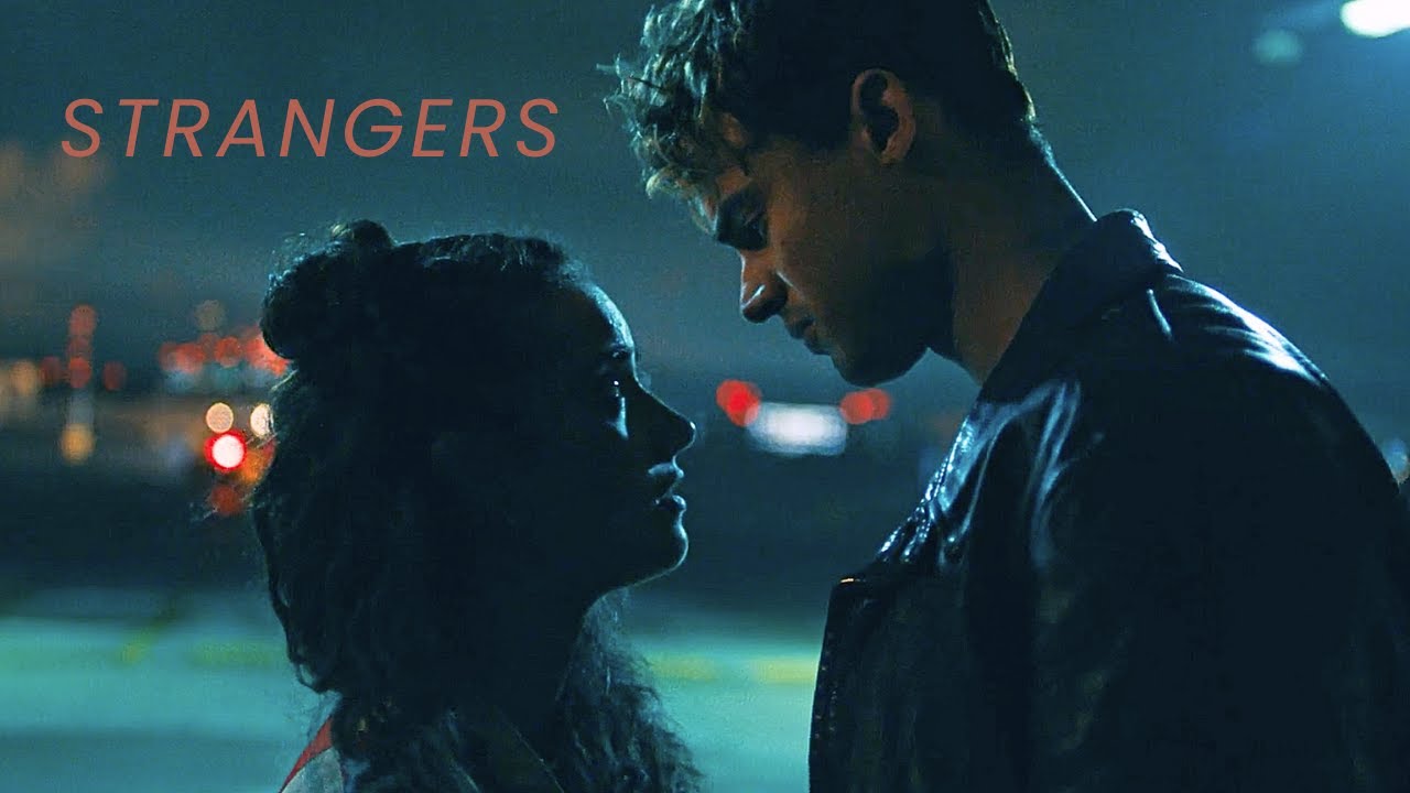 ► Strangers - Multicouples