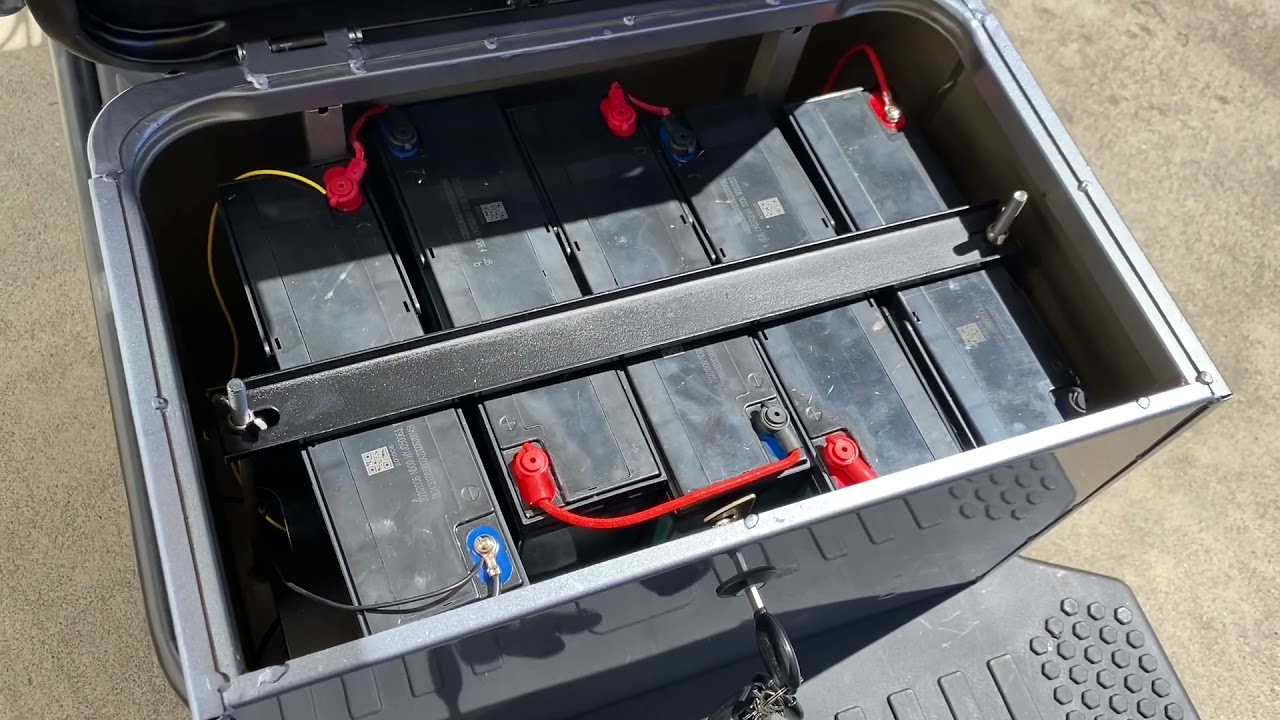 Триместна 2+1 карго електрическа триколка  с покрив TS-302 MAXI 2000W НОВ МОДЕЛ