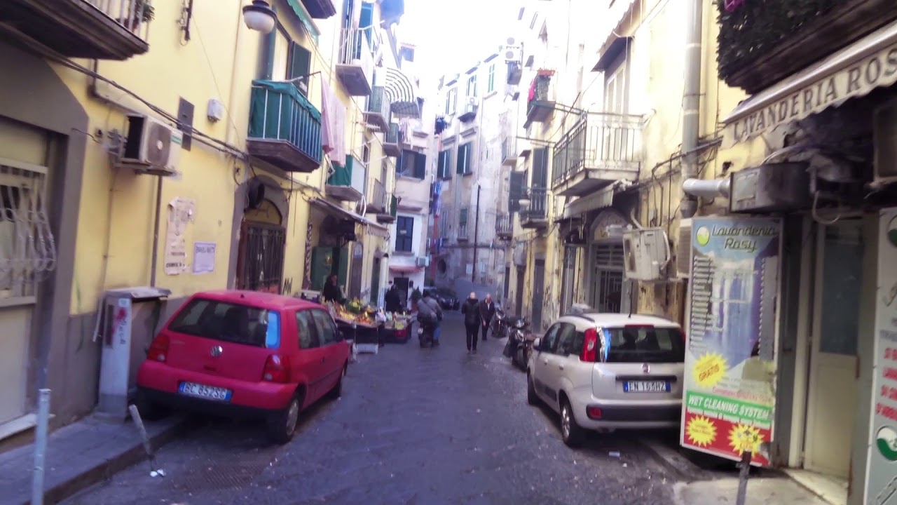 Napoli quartieri spagnoli