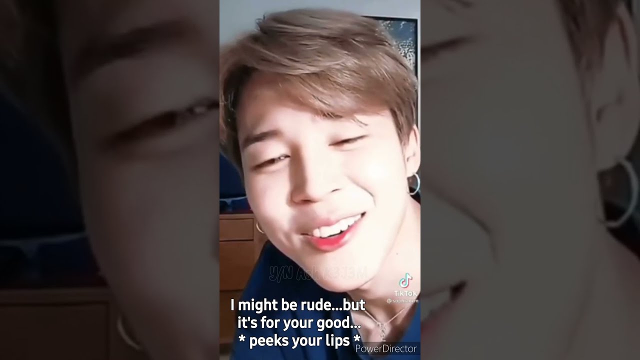 BTS Reaction 💜:- when you were wearing his shirt in rain 🌧 😆 😍 #btsff #btsarmy