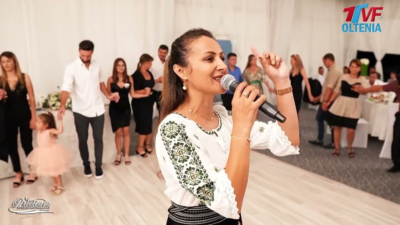 Daniela Cimpoeru - Colaj Hore - Colaj de petrecere - Cele mai frumoase melodii - LIVE