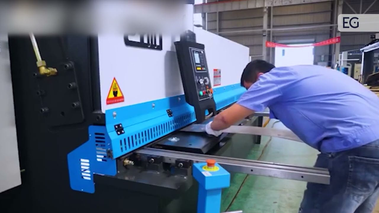 Гильотинные ножницы с ЧПУ QC12Y-4 х2500
