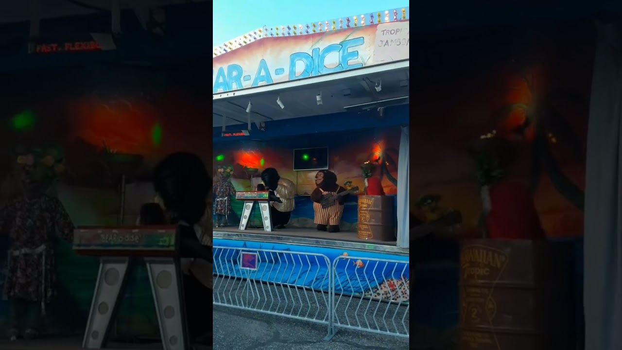 Bear-a-dice rockafire explosion footage 2