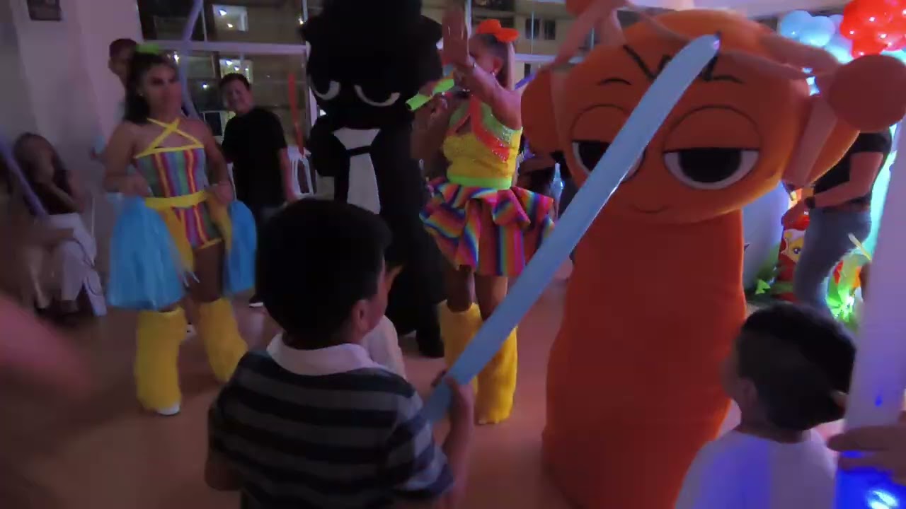 Minutos locos Fiesta de Luca Mariano 4 años