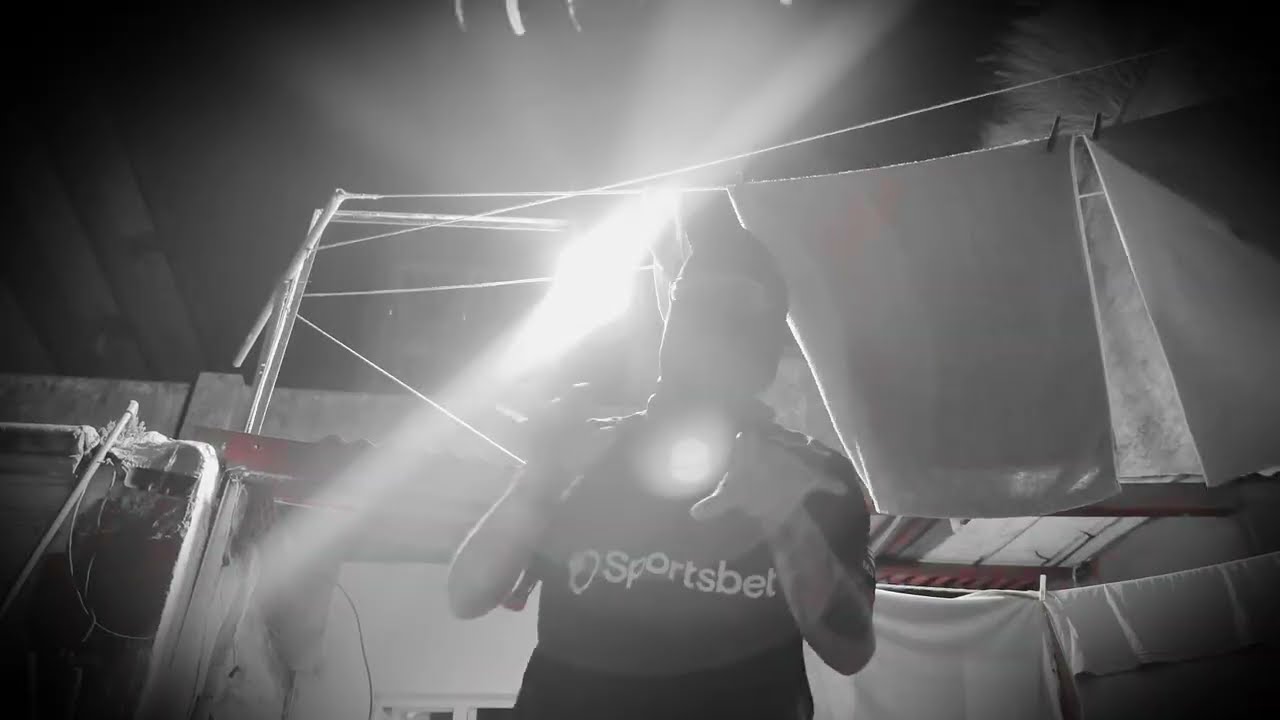 SKIN FLAKO x DRUMLESS SK 1 (prod. @tecusi & @akapresci )