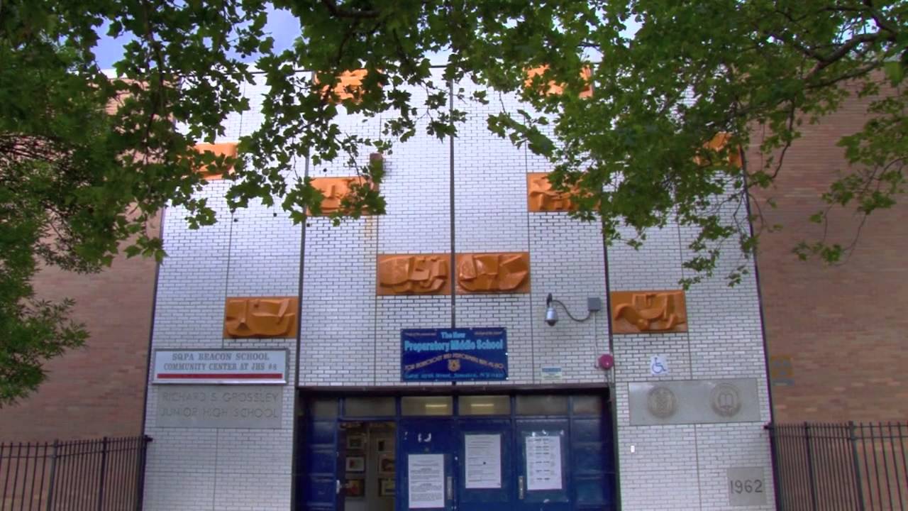 M.S. 8 SQPA Beacon School Community Center