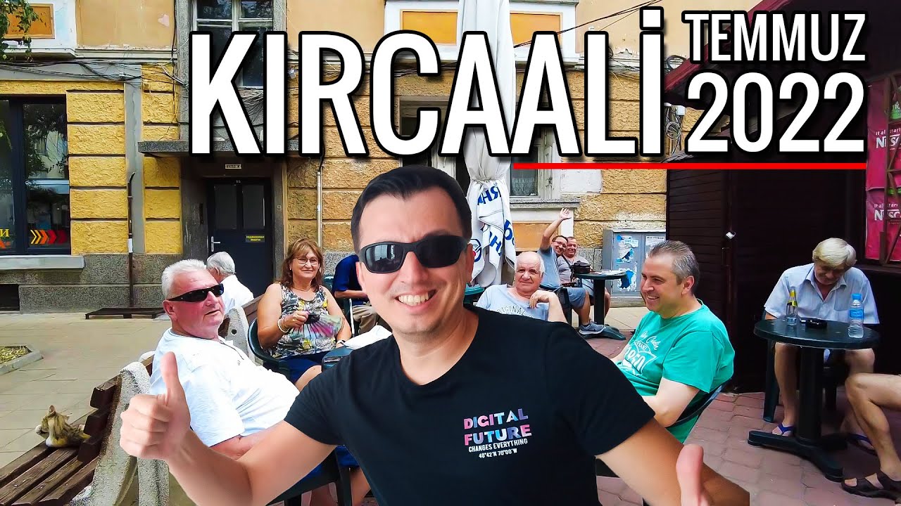 Bulgaristan Kırcaali | Pazar, Ana Cadde, Merkez Park | Kırcaali Bulgaristan 16 Temmuz 2022