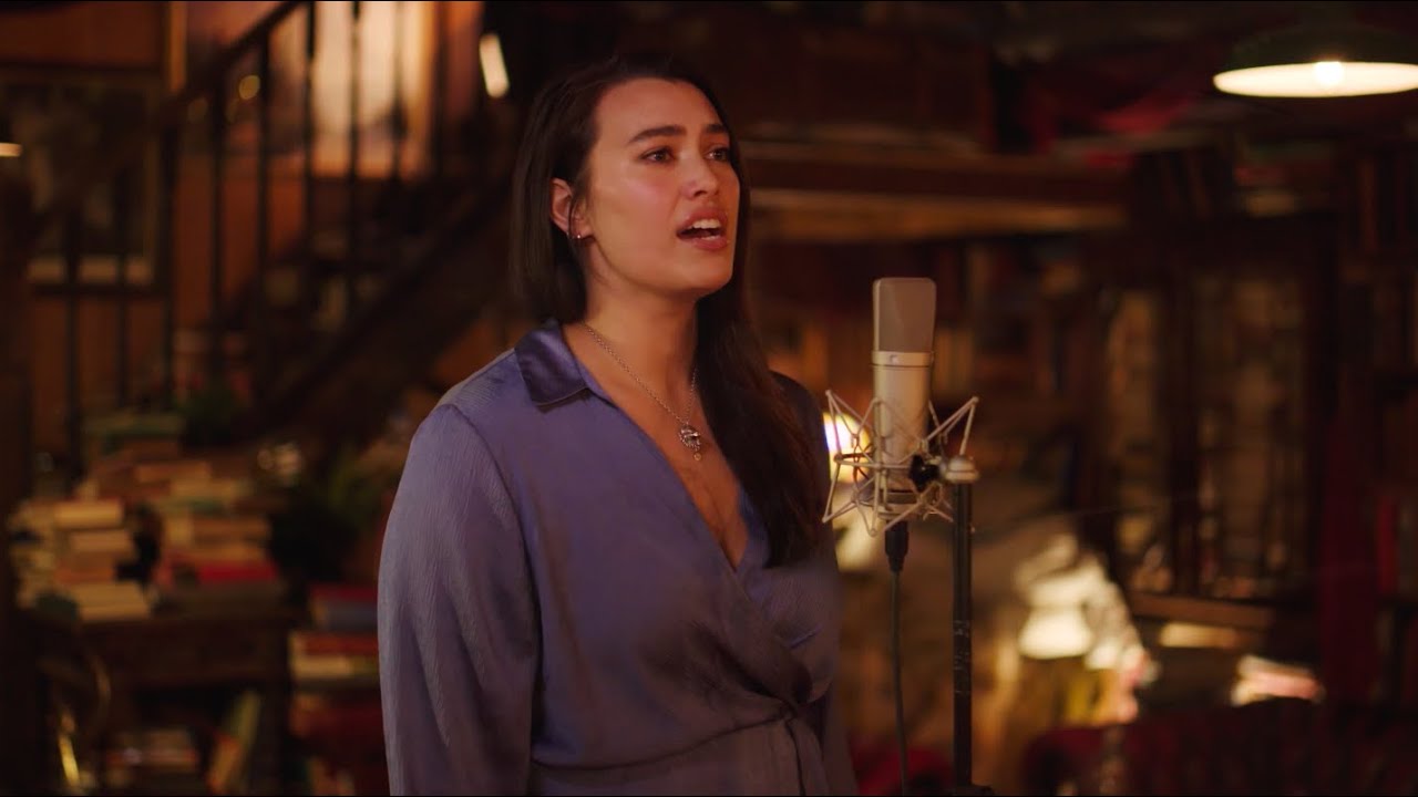 The Music from Baz Luhrmann's Romeo & Juliet: Performed Live - KISSING YOU