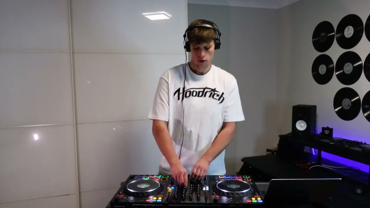 OPERATOR - DEEP TECH SET#1