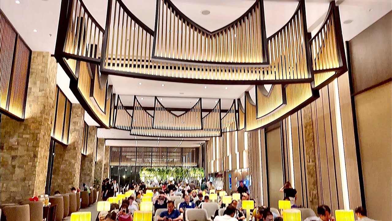 Saphire Plaza Premium Lounge TERMINAL 3 T3 @ SOEKARNO HATTA INTERNATIONAL AIRPORT JAKARTA INDONESIA
