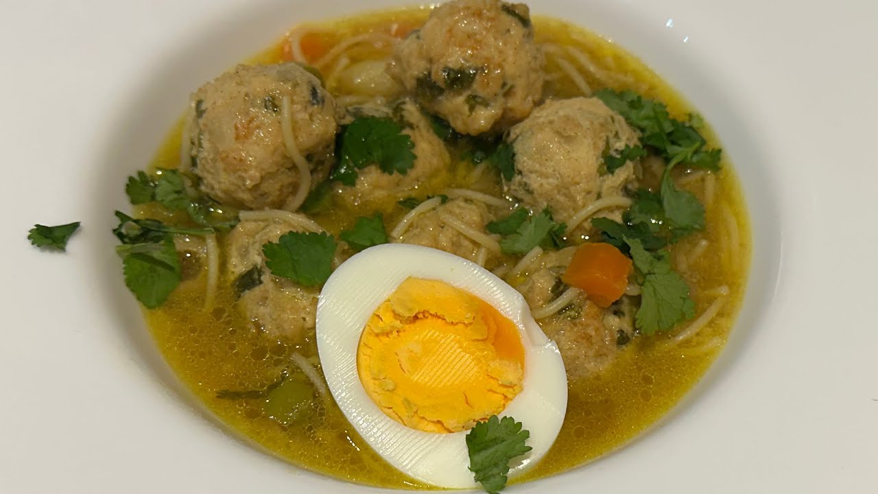🍲 Easy Chicken Soup \اسهل وألذ حساء بالدجاج راح تعملو🍲😋