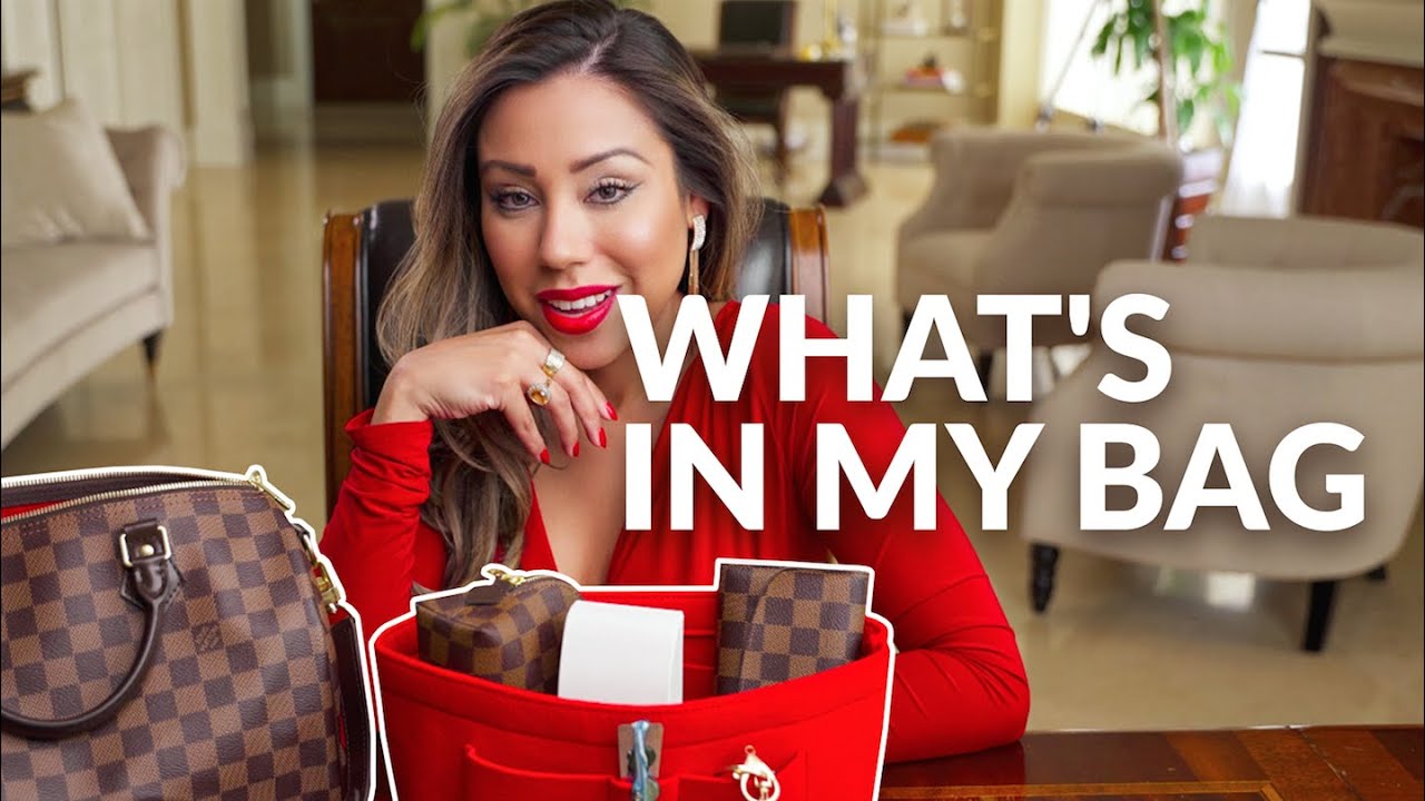WHAT'S IN MY BAG - Purse Essentials & Organization (Louis Vuitton Bandouliere Speedy 30)