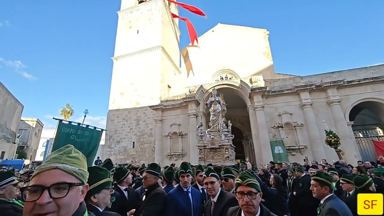 Siracusa - Uscita trionfale della Reliquia del Corpo e del Simulacro di Santa Lucia -   21 /12 /2024
