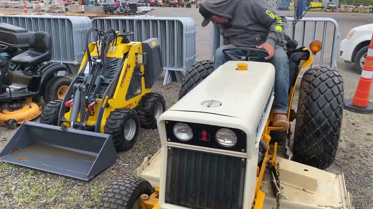 WOODS RM 660 FINISH MOWER 6' LOT#  2211 MAY 2024 AUCTION