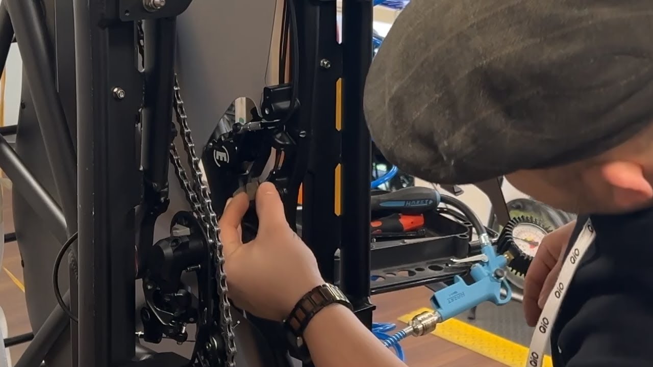 Tern GSD Bremsbeläge tauschen und Bremsen einstellen | Thorstens Technik Tipps
