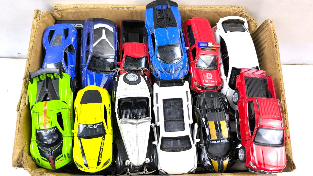 BOX FULL OF DIECAST CARS - Toyota Yaris, RAV4, Lexus LX600, Porsche, Mercedes, Van, Bus RP