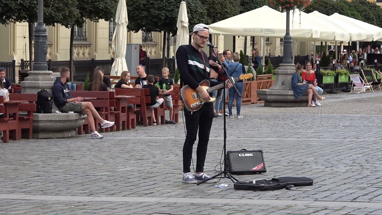 Wrocław Street Cover:  Elton John - Rocket Man