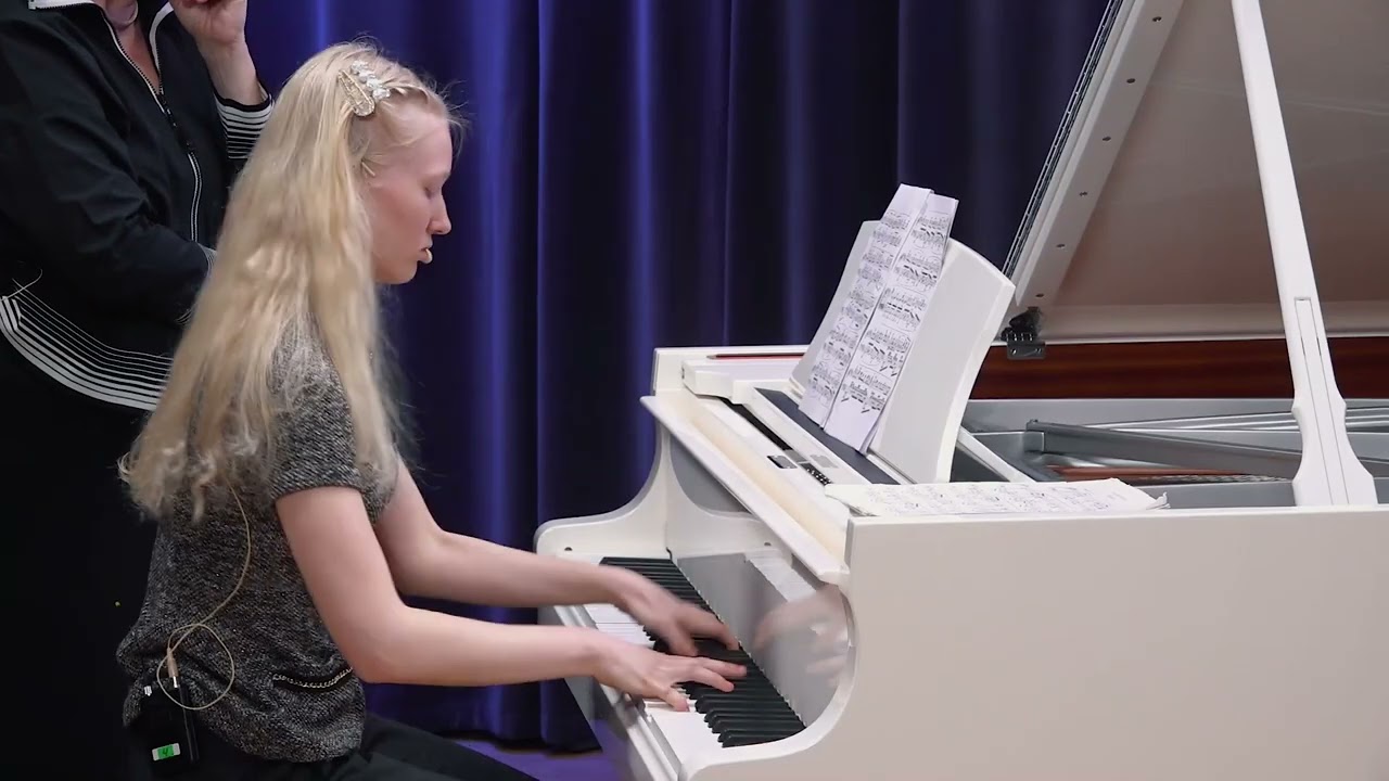 16.05.2025 Mira Marchenko: Master class, V1 BATTLE, St. Petersburg