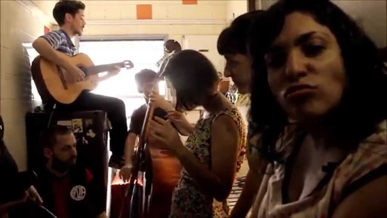 FULERAS - SOPLAME UN BESO - BESOS DE PAPEL - MUSIQUITA EN LA COCINA #98