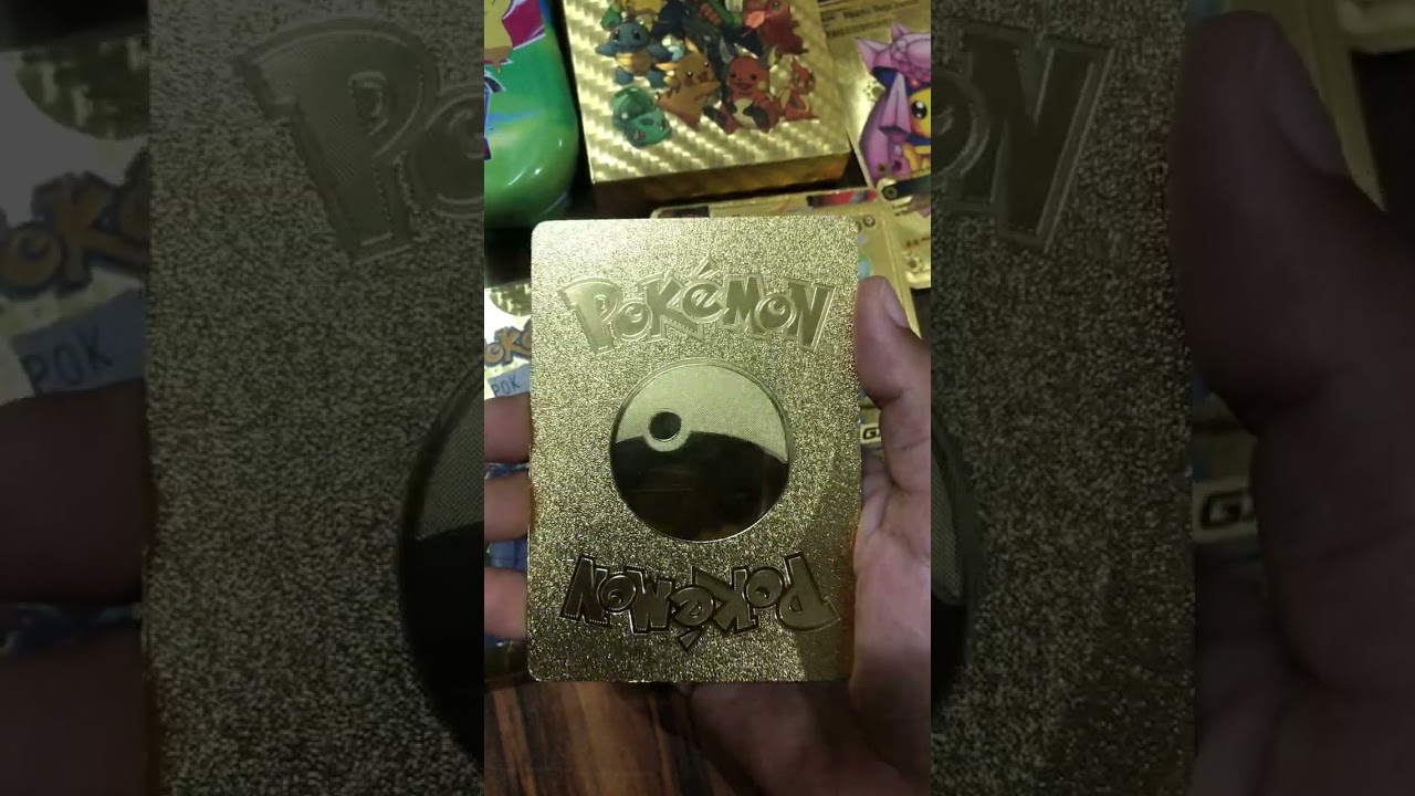 Charizard V - Golden Pok&eacute;mon card #pokemon #card #trending #rarepokemon #collection #pokemoncards