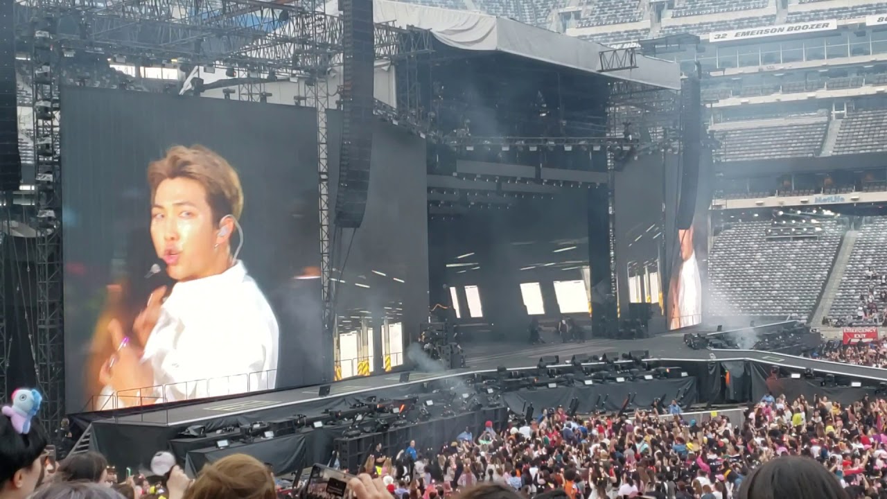 190519 BTS MetLife Not Today Day 2