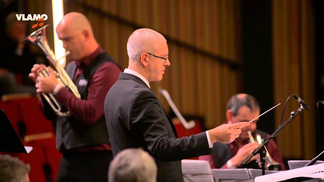 Revelation - Philip Wilby door Brassband Buizingen