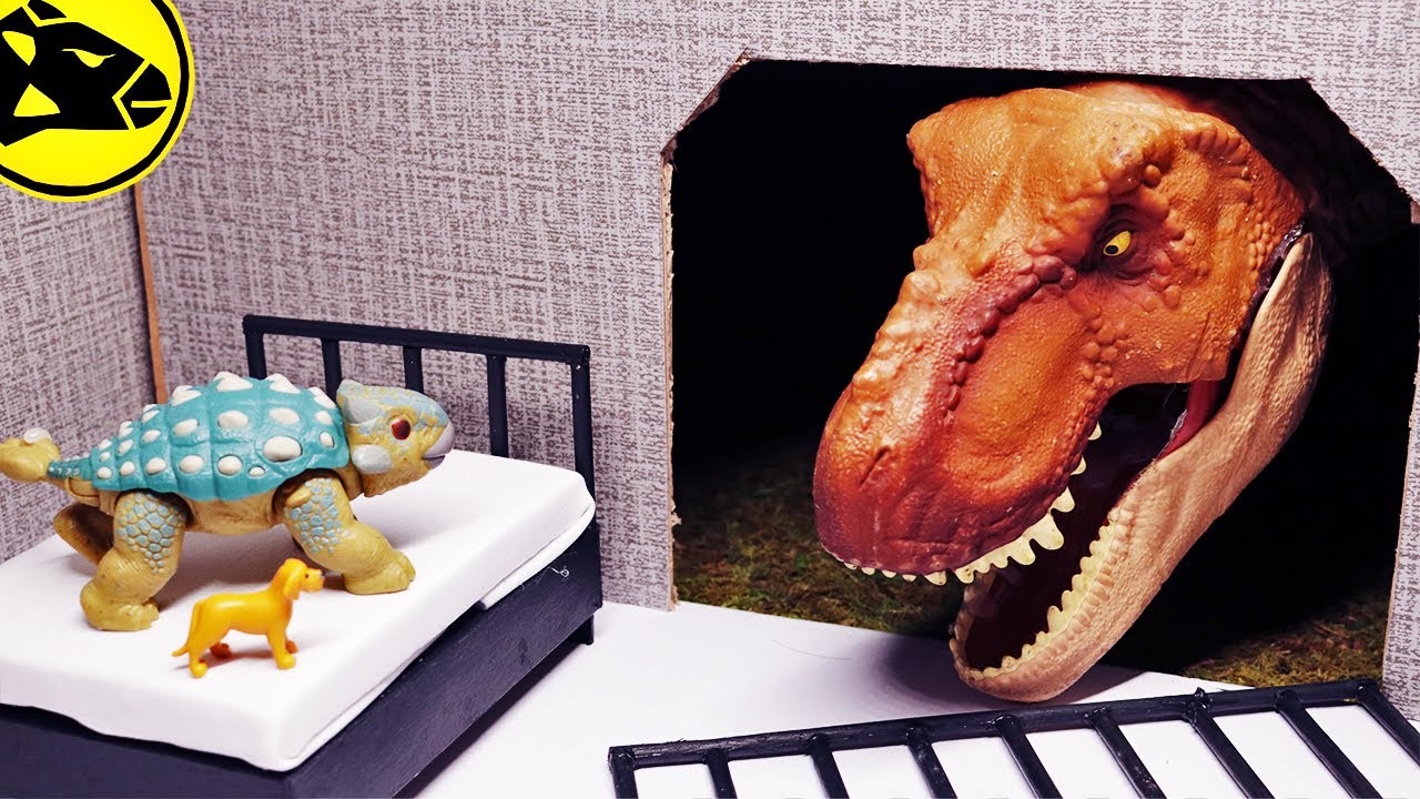 Bumpy stuck in Jail | A Jurassic World Short Film