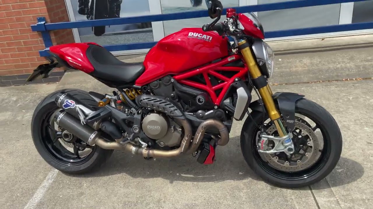 2015 Ducati Monster 1200S with Termignoni exhausts