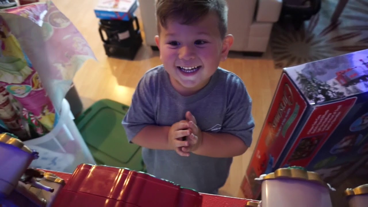 VLOGMAS day2...The best Nutcracker collection yall ever seen