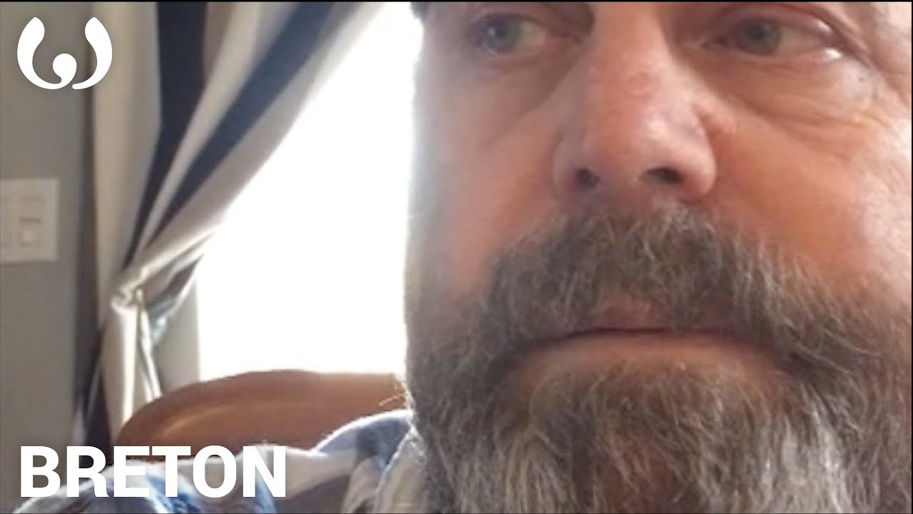 WIKITONGUES: Iain William speaking Breton
