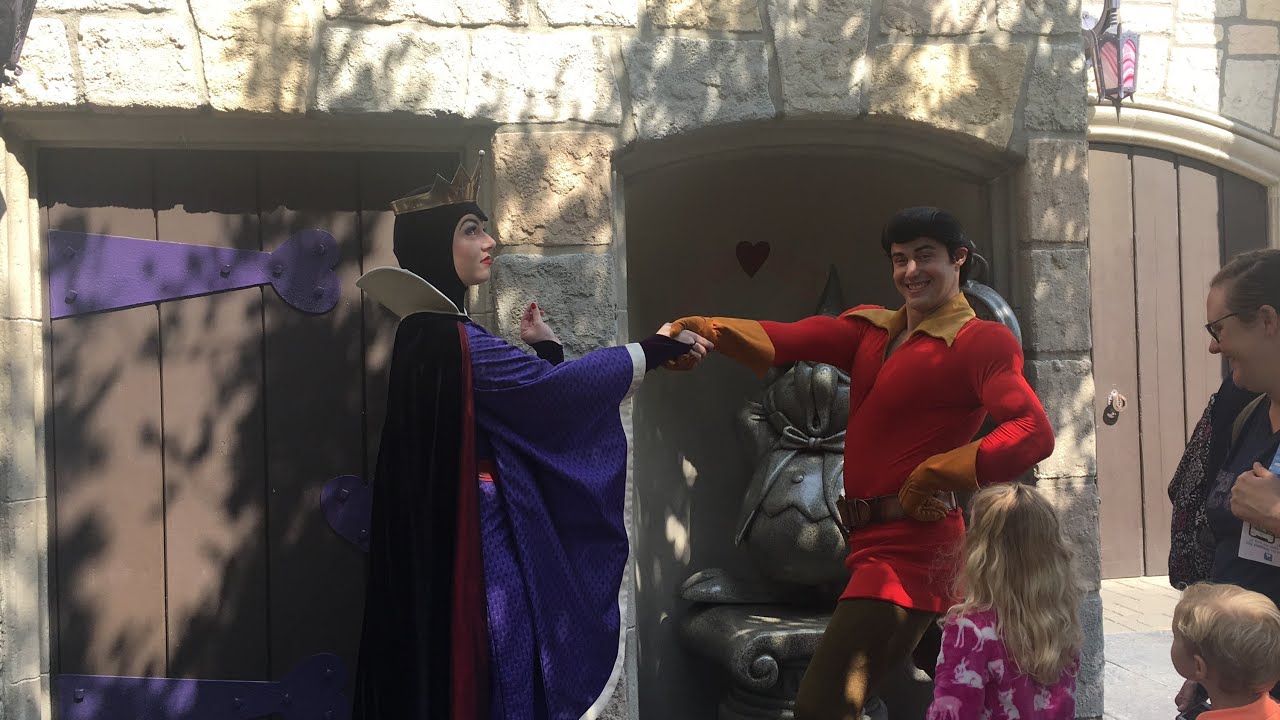 Gaston and Evil Queen, Unlikely Friends! // Disneyland