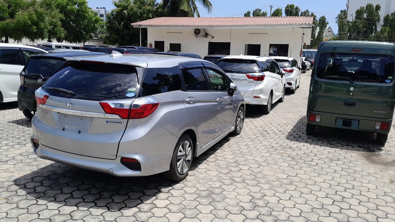 Better and cheaper than toyota fielder_Honda shuttle  hybrid features and price in mombasa. 