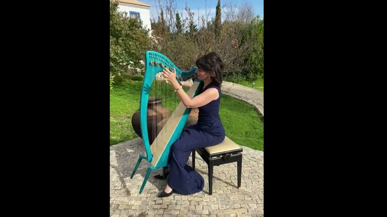 Luisa | Harpist | Surrey