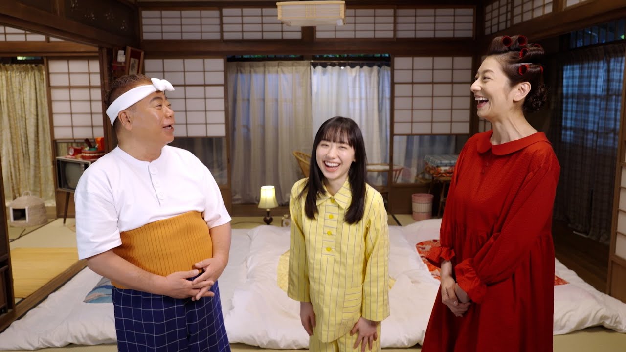 20歳を迎えた芦田愛菜にインタビュー！出川哲朗＆小池栄子がアドバイス Y!mobile 「大作戦」篇 TVCM＆インタビュー