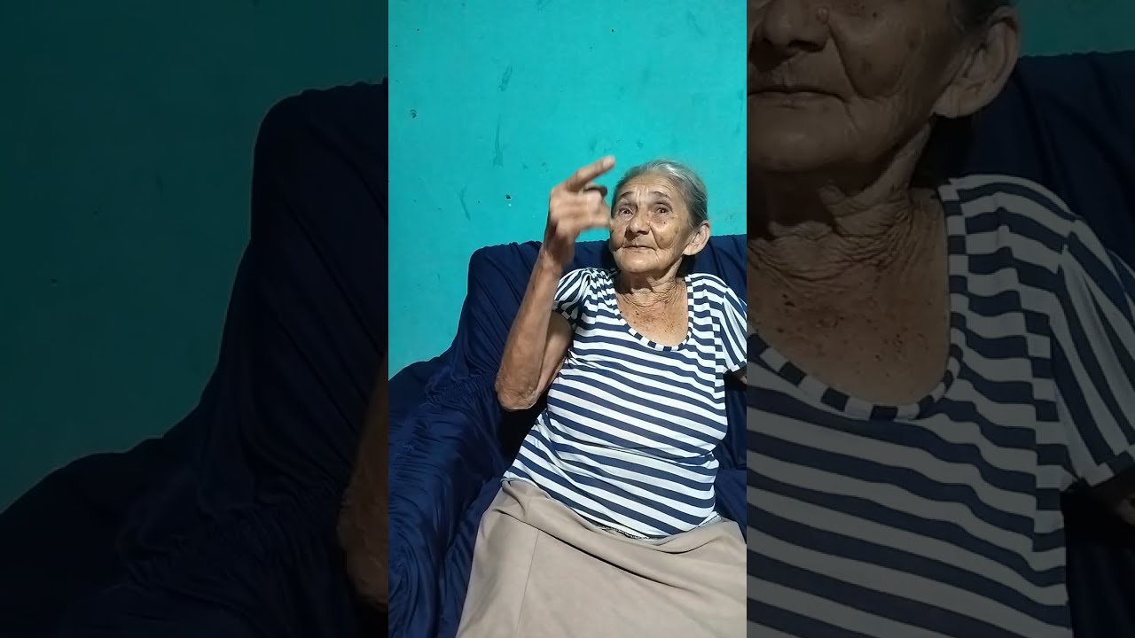 Vovó conta uma história casamento