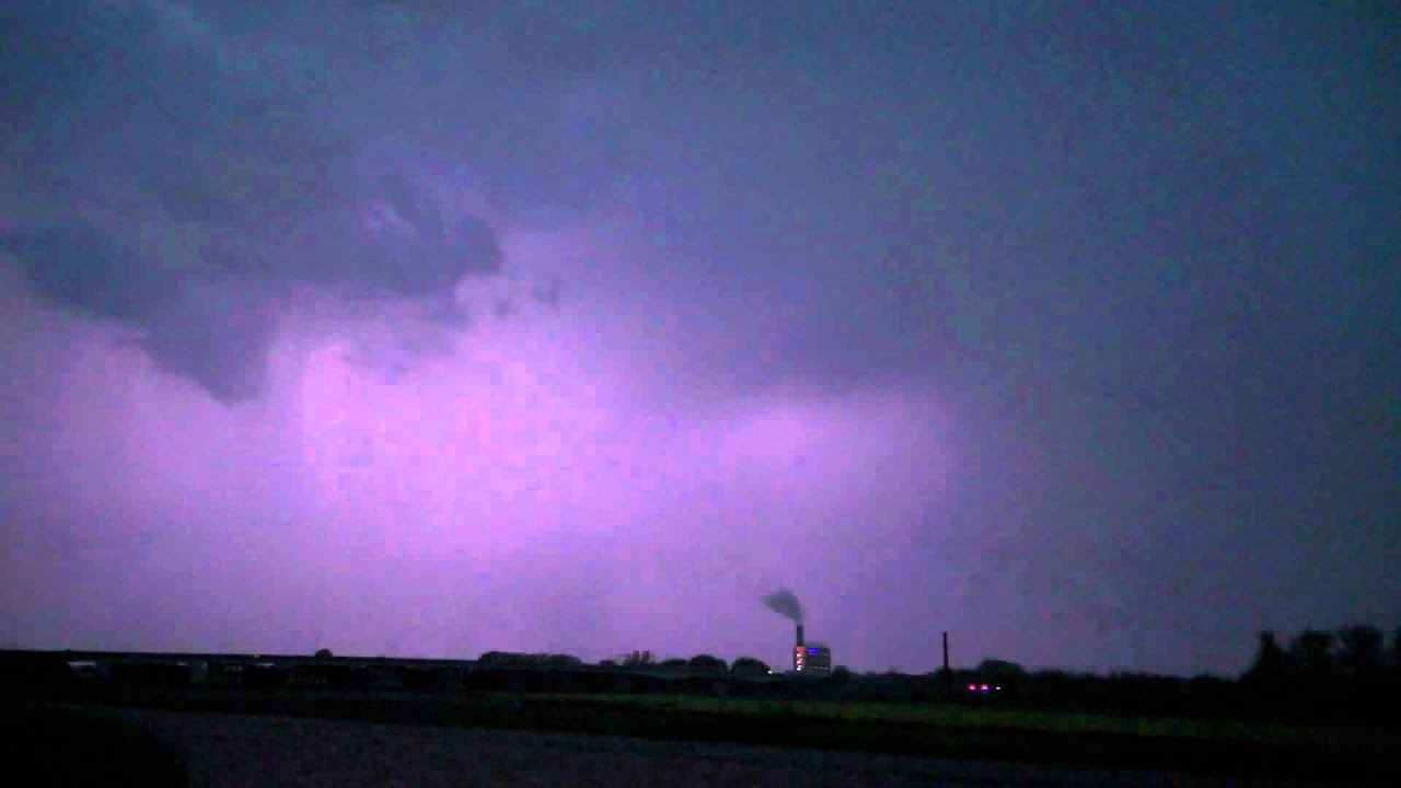 Onweer van 20 mei 2012 - 1 ontlading in slow-motion