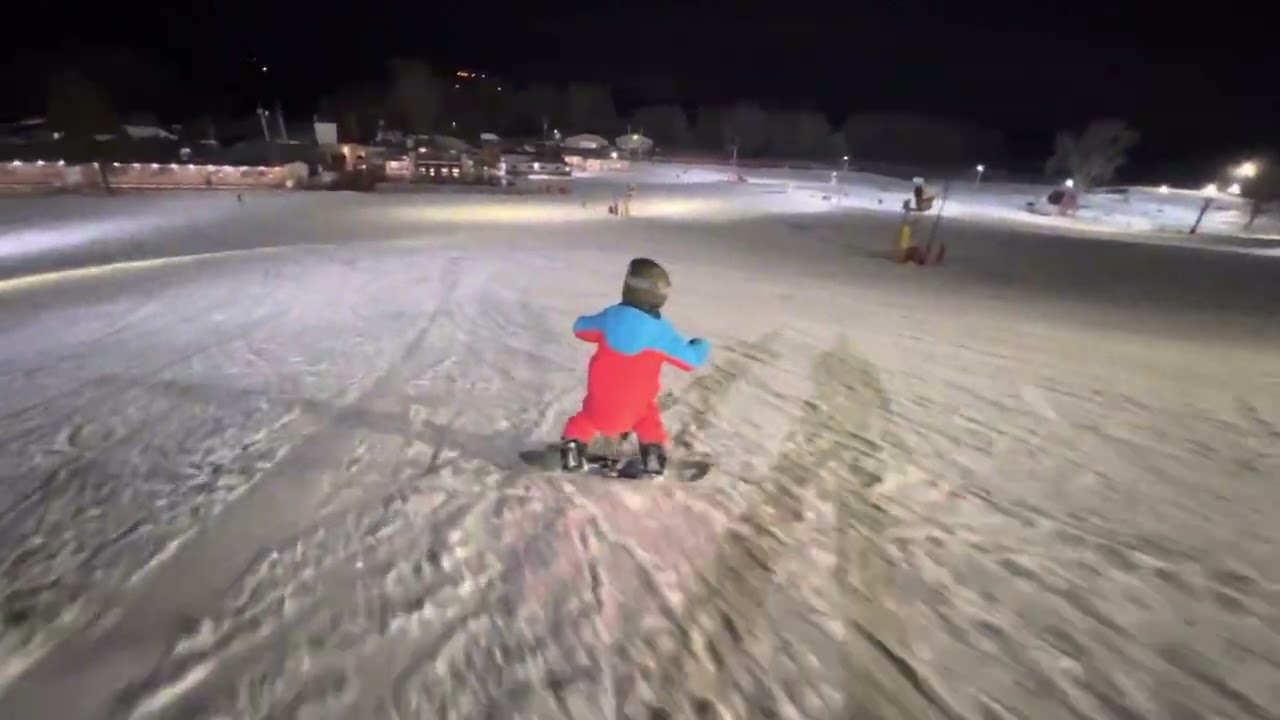 1st Time Snowboarding Black Diamond at Wilmot Mountain