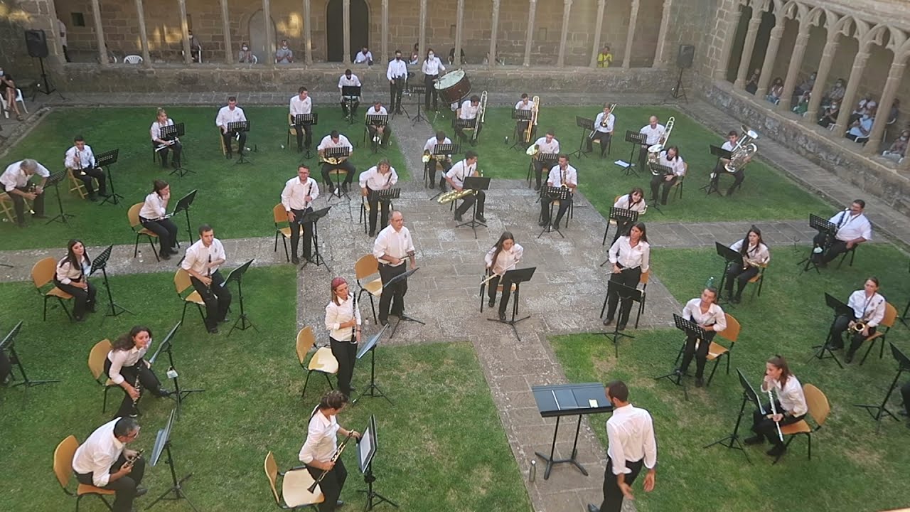 La puerta grande. Elvira Checa. Banda Municipal de Sangüesa.