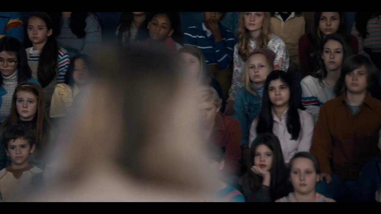 Stranger Things: El make Troy piss himself