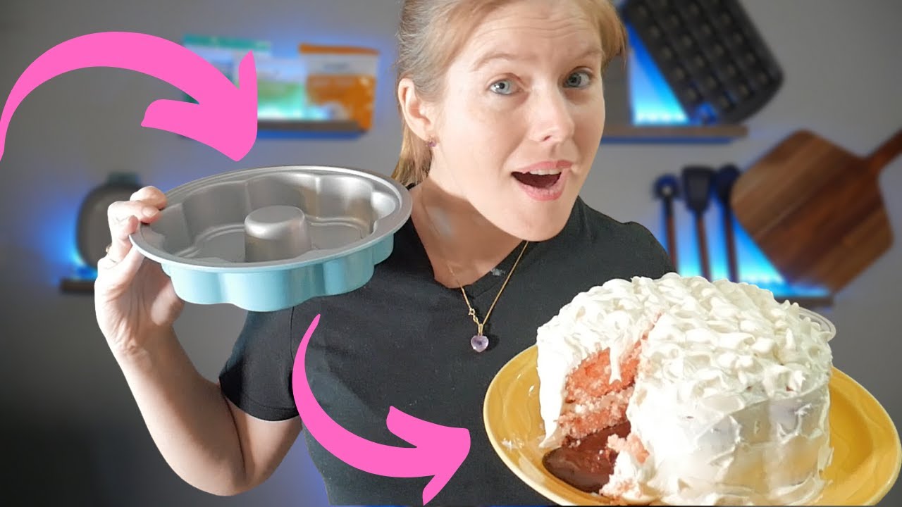 Pampered Chef Secret Center Cake Pan Overview [New Spring 2022 Product)