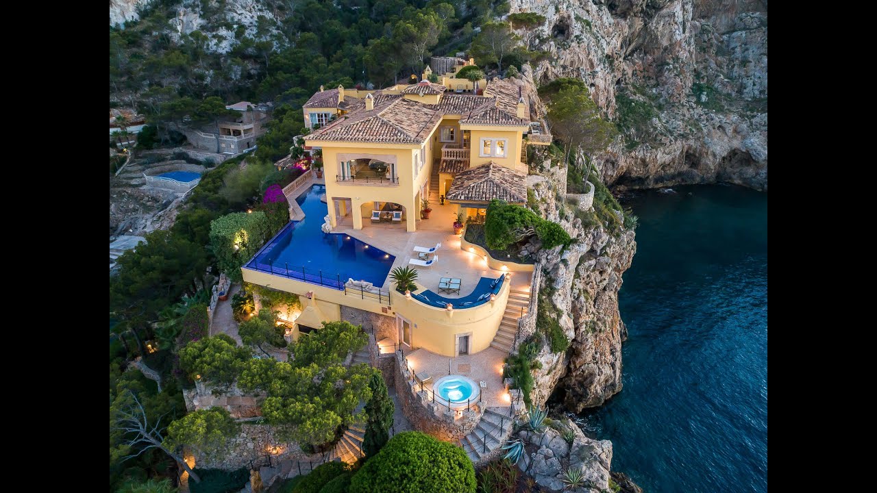 The Yellow Castle - unisono luxury homes