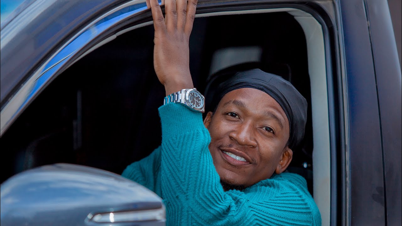 MASHAIRI YA MAMAMODE || AZABOI